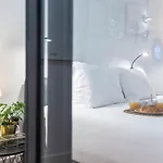 Elegant & Bright Flat By Lovelystay Apartman Porto