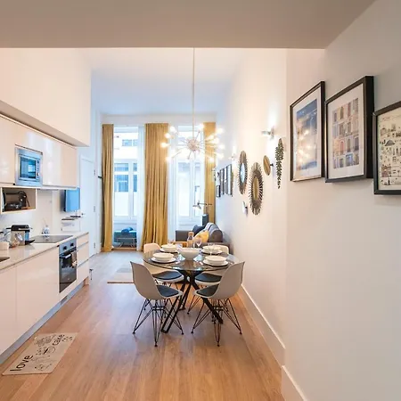 Appartamento Elegant & Bright Flat By Lovelystay *