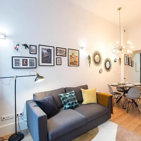 Apartamento Elegant & Bright Flat By Lovelystay