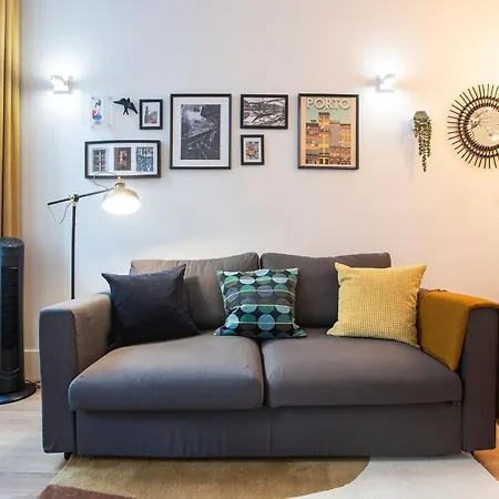 Elegant & Bright Flat By Lovelystay