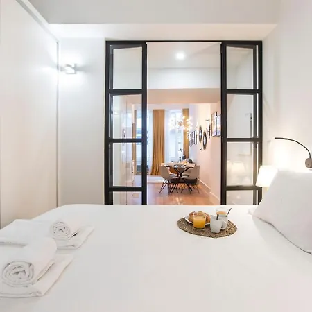 Elegant & Bright Flat By Lovelystay Appartamento Oporto